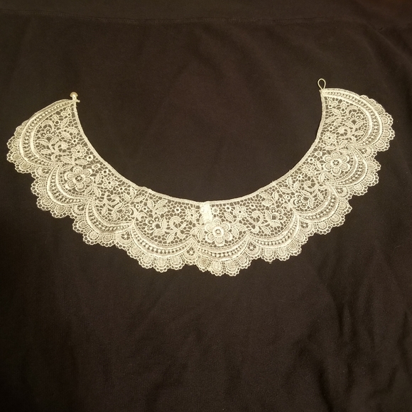 Avon Accessories - Avon Lace Collar 1980s vintage